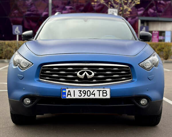 Синий Инфинити ФХ 50, объемом двигателя 5 л и пробегом 134 тыс. км за 11500 $, фото 1 на Automoto.ua
