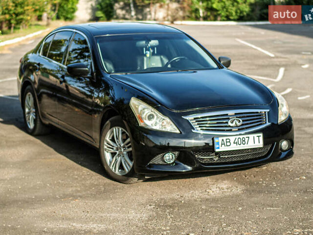 Черный Инфинити G25, объемом двигателя 2.5 л и пробегом 310 тыс. км за 8600 $, фото 1 на Automoto.ua