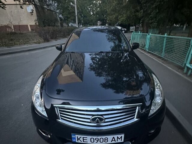 Черный Инфинити G25, объемом двигателя 2.5 л и пробегом 270 тыс. км за 9999 $, фото 1 на Automoto.ua