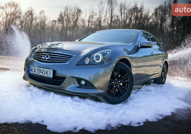Сірий Інфініті G25, об'ємом двигуна 2.48 л та пробігом 250 тис. км за 10400 $, фото 1 на Automoto.ua