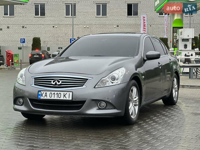 Серый Инфинити G25, объемом двигателя 2.5 л и пробегом 210 тыс. км за 8550 $, фото 1 на Automoto.ua