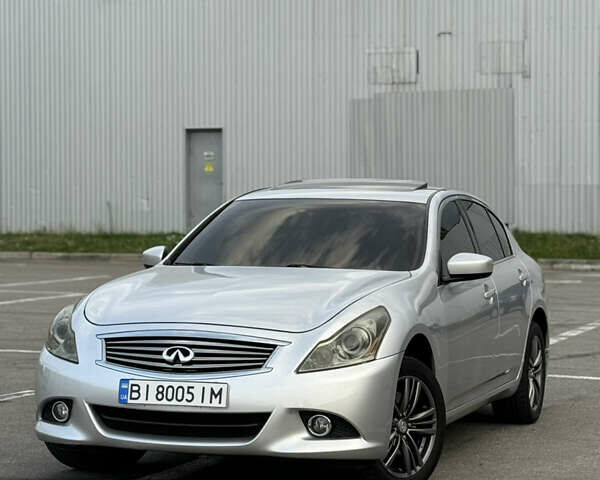 Сірий Інфініті G25, об'ємом двигуна 2.5 л та пробігом 218 тис. км за 9000 $, фото 1 на Automoto.ua