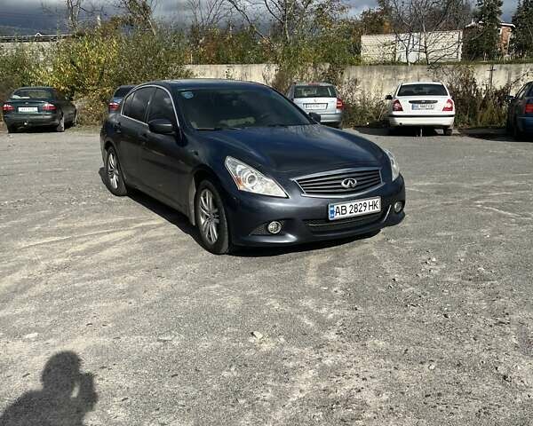 Синий Инфинити G25, объемом двигателя 2.5 л и пробегом 219 тыс. км за 9900 $, фото 1 на Automoto.ua