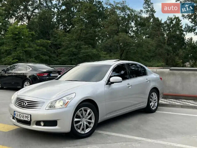 Серый Инфинити G35, объемом двигателя 3.5 л и пробегом 245 тыс. км за 8700 $, фото 1 на Automoto.ua