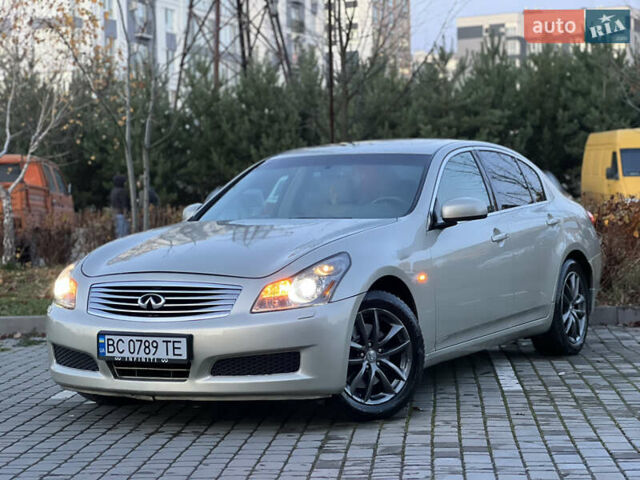 Серый Инфинити G35, объемом двигателя 3.5 л и пробегом 318 тыс. км за 6600 $, фото 1 на Automoto.ua