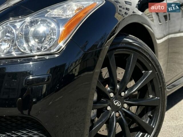 Черный Инфинити G37, объемом двигателя 3.7 л и пробегом 170 тыс. км за 10500 $, фото 1 на Automoto.ua