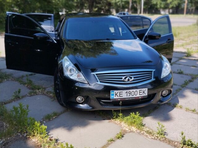 Черный Инфинити G37, объемом двигателя 3.7 л и пробегом 186 тыс. км за 9200 $, фото 1 на Automoto.ua