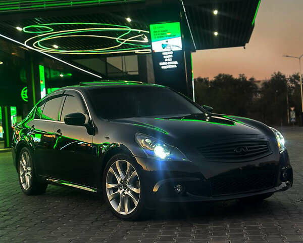 Черный Инфинити G37, объемом двигателя 3.7 л и пробегом 80 тыс. км за 13900 $, фото 1 на Automoto.ua