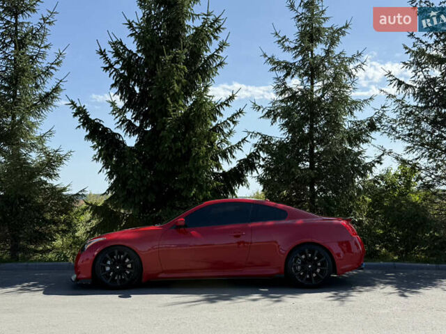 Красный Инфинити G37, объемом двигателя 3.7 л и пробегом 210 тыс. км за 10000 $, фото 1 на Automoto.ua