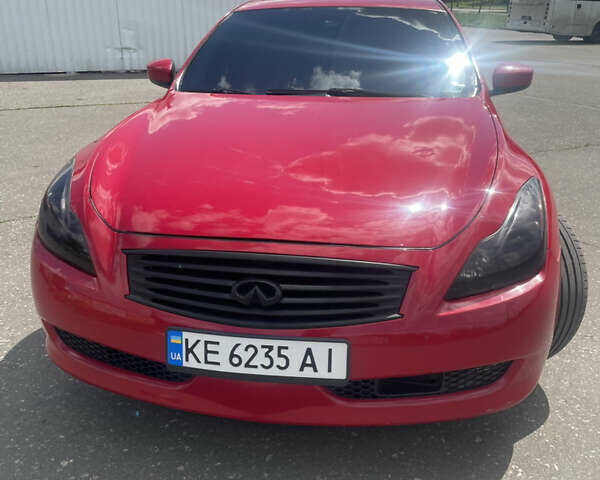 Инфинити G37, объемом двигателя 3.7 л и пробегом 177 тыс. км за 9500 $, фото 1 на Automoto.ua