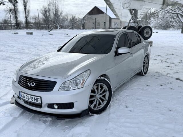Сірий Інфініті G37, об'ємом двигуна 3.5 л та пробігом 241 тис. км за 7499 $, фото 1 на Automoto.ua