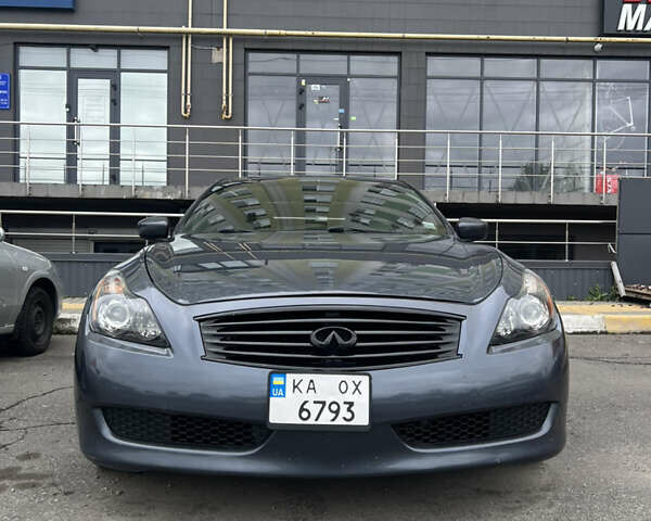 Синій Інфініті G37, об'ємом двигуна 3.7 л та пробігом 147 тис. км за 15000 $, фото 1 на Automoto.ua