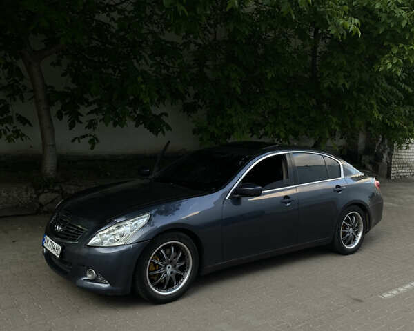 Синий Инфинити G37, объемом двигателя 3.7 л и пробегом 305 тыс. км за 8700 $, фото 1 на Automoto.ua