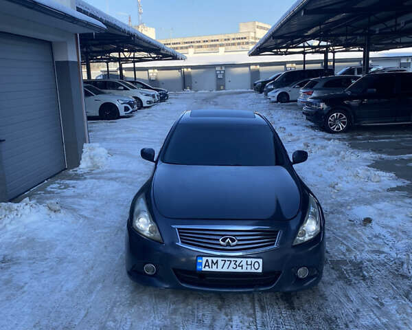 Синий Инфинити G37, объемом двигателя 3.7 л и пробегом 310 тыс. км за 7300 $, фото 1 на Automoto.ua
