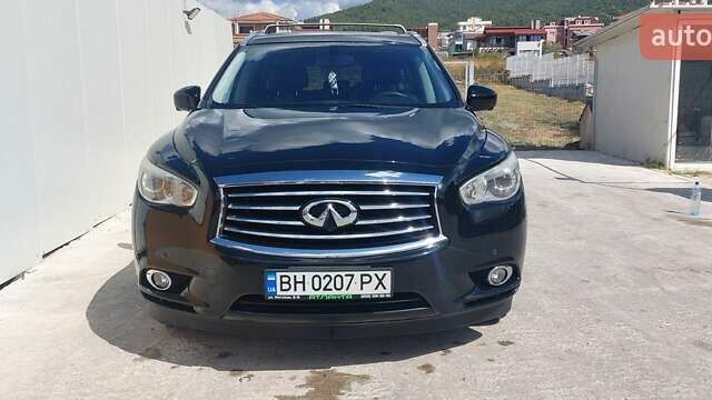 Черный Инфинити JX35, объемом двигателя 3.5 л и пробегом 180 тыс. км за 12500 $, фото 1 на Automoto.ua