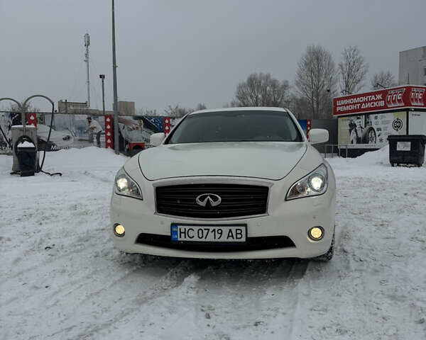 Білий Інфініті M25, об'ємом двигуна 2.5 л та пробігом 238 тис. км за 11700 $, фото 1 на Automoto.ua