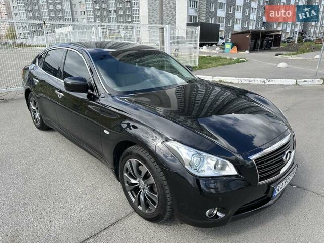 Черный Инфинити M37, объемом двигателя 3.7 л и пробегом 247 тыс. км за 10500 $, фото 1 на Automoto.ua
