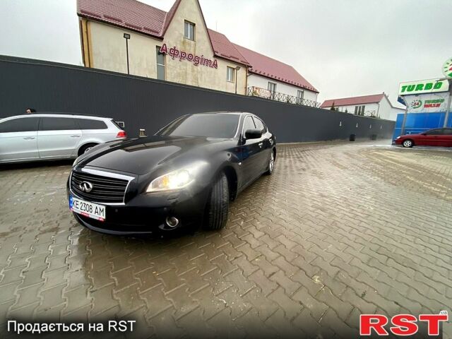 Чорний Інфініті M37, об'ємом двигуна 4 л та пробігом 190 тис. км за 15500 $, фото 1 на Automoto.ua