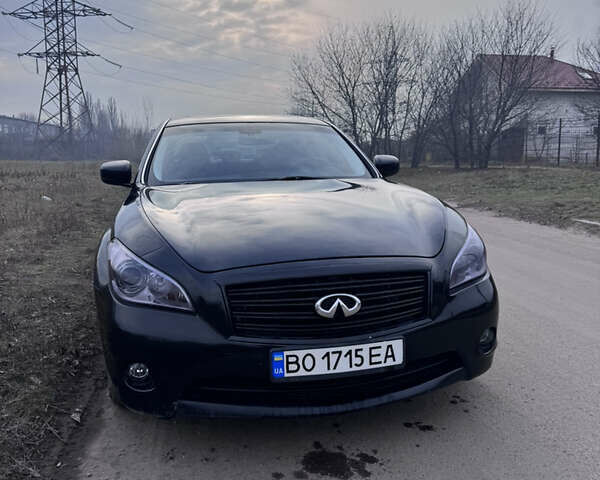 Чорний Інфініті M37, об'ємом двигуна 3.7 л та пробігом 165 тис. км за 12500 $, фото 1 на Automoto.ua