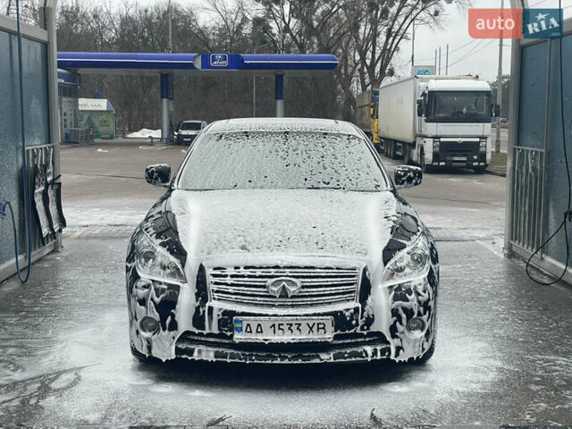 Чорний Інфініті M37, об'ємом двигуна 3.7 л та пробігом 139 тис. км за 13900 $, фото 1 на Automoto.ua