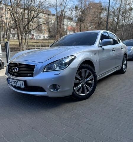 Сірий Інфініті M37, об'ємом двигуна 3.7 л та пробігом 194 тис. км за 11600 $, фото 1 на Automoto.ua