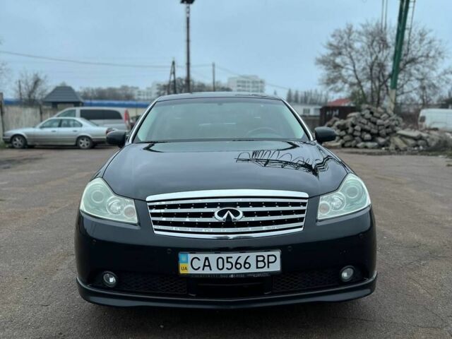 Черный Инфинити M45, объемом двигателя 0 л и пробегом 150 тыс. км за 7200 $, фото 1 на Automoto.ua