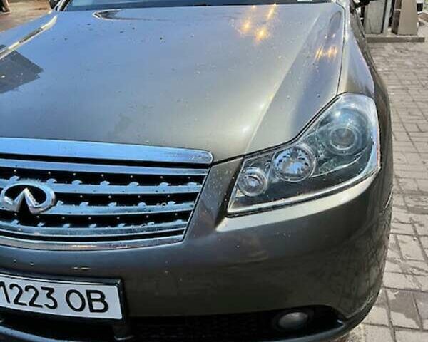 Инфинити M45, объемом двигателя 4.5 л и пробегом 270 тыс. км за 5500 $, фото 1 на Automoto.ua