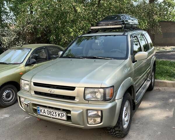 Зелений Інфініті QX4, об'ємом двигуна 3.3 л та пробігом 350 тис. км за 6500 $, фото 1 на Automoto.ua