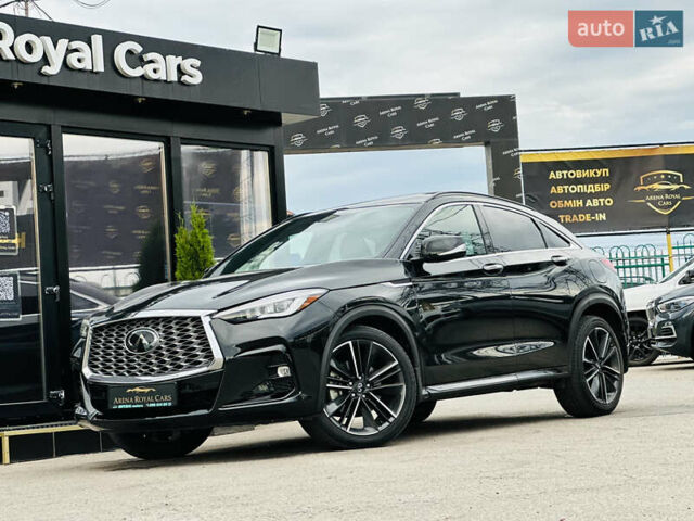 Чорний Інфініті QX55, об'ємом двигуна 2 л та пробігом 65 тис. км за 32700 $, фото 1 на Automoto.ua