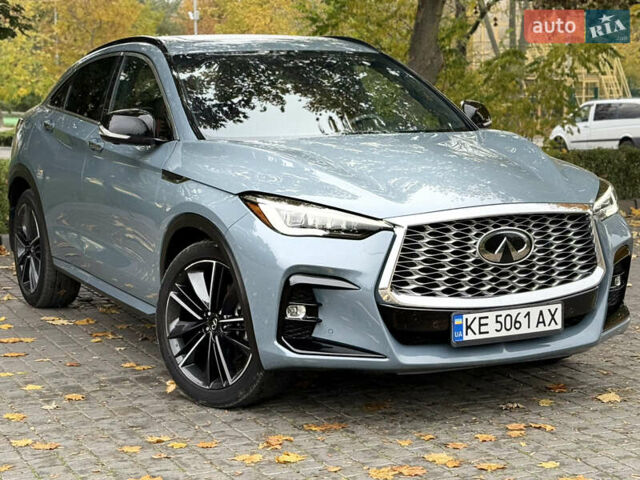 Серый Инфинити QX55, объемом двигателя 2 л и пробегом 52 тыс. км за 35900 $, фото 1 на Automoto.ua