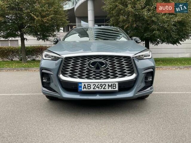 Сірий Інфініті QX55, об'ємом двигуна 2 л та пробігом 97 тис. км за 29300 $, фото 1 на Automoto.ua