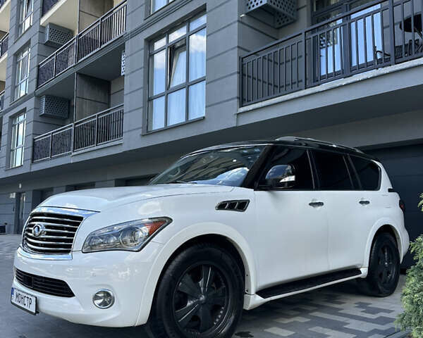 Білий Інфініті QX56, об'ємом двигуна 5.55 л та пробігом 208 тис. км за 23000 $, фото 1 на Automoto.ua