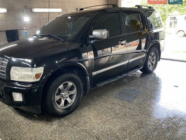 Чорний Інфініті QX56, об'ємом двигуна 5.55 л та пробігом 200 тис. км за 8300 $, фото 1 на Automoto.ua
