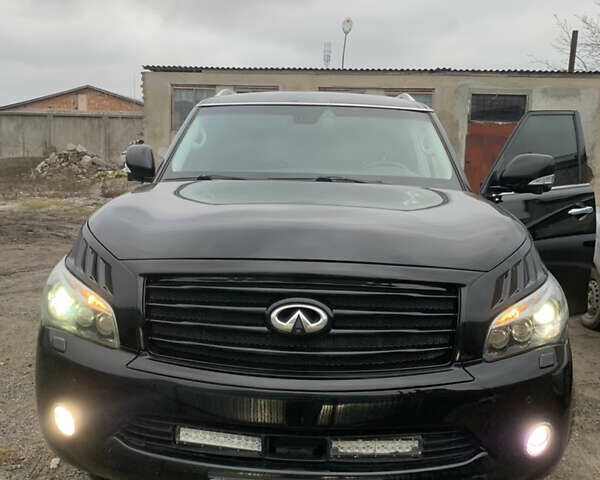 Черный Инфинити QX56, объемом двигателя 5.6 л и пробегом 285 тыс. км за 15600 $, фото 1 на Automoto.ua