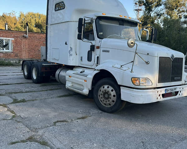 Белый Интернационал 9200, объемом двигателя 12.7 л и пробегом 350 тыс. км за 5000 $, фото 1 на Automoto.ua