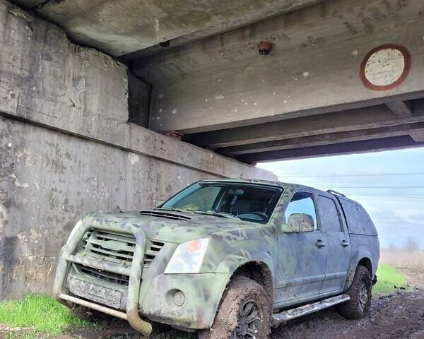 Чорний Ісузу D-Max, об'ємом двигуна 3 л та пробігом 285 тис. км за 13900 $, фото 1 на Automoto.ua