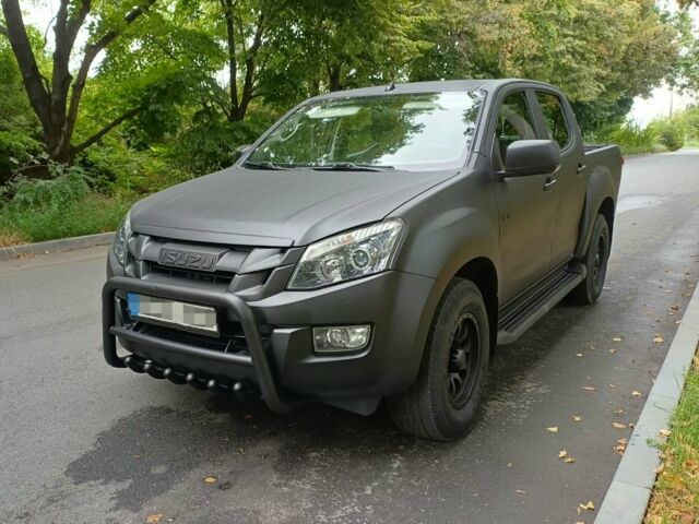 Чорний Ісузу D-Max, об'ємом двигуна 2.5 л та пробігом 200 тис. км за 7499 $, фото 1 на Automoto.ua
