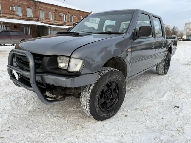 Сірий Ісузу D-Max, об'ємом двигуна 2.5 л та пробігом 256 тис. км за 3500 $, фото 1 на Automoto.ua