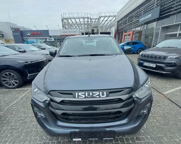 Серый Исузу Д-Макс, объемом двигателя 3 л и пробегом 1 тыс. км за 44413 $, фото 1 на Automoto.ua