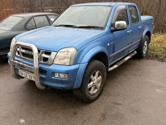 Синий Исузу Д-Макс, объемом двигателя 3 л и пробегом 300 тыс. км за 4000 $, фото 1 на Automoto.ua