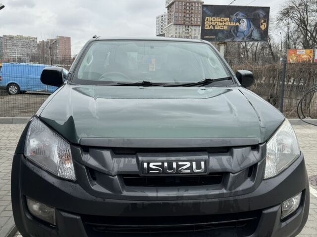 Зеленый Исузу Д-Макс, объемом двигателя 2.5 л и пробегом 250 тыс. км за 7300 $, фото 1 на Automoto.ua