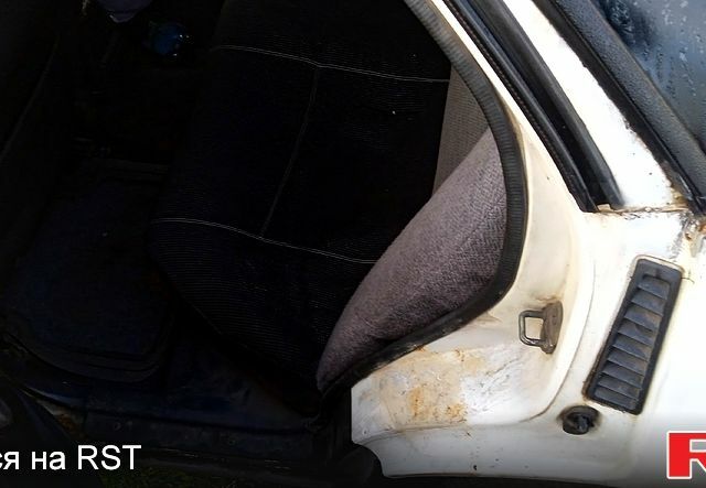 Білий Ісузу Джеміні, об'ємом двигуна 1.7 л та пробігом 222 тис. км за 1180 $, фото 1 на Automoto.ua