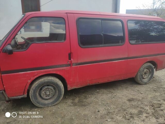 Червоний Ісузу Midi пасс., об'ємом двигуна 0 л та пробігом 350 тис. км за 800 $, фото 1 на Automoto.ua