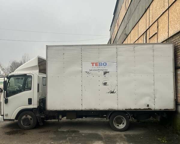 Білий Ісузу НМР, об'ємом двигуна 3 л та пробігом 429 тис. км за 10000 $, фото 1 на Automoto.ua