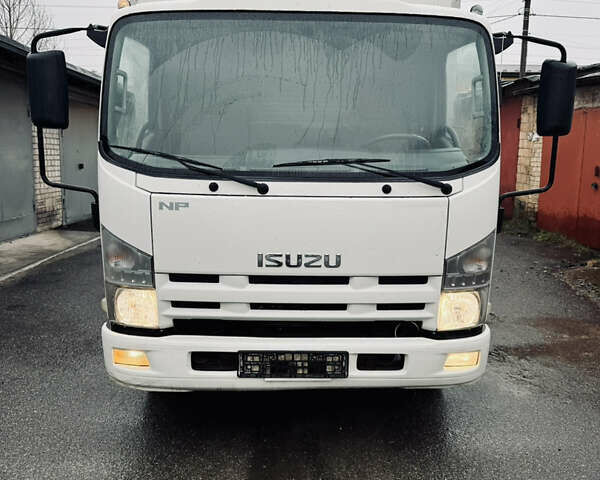 Білий Ісузу NPR, об'ємом двигуна 5.19 л та пробігом 420 тис. км за 10900 $, фото 1 на Automoto.ua