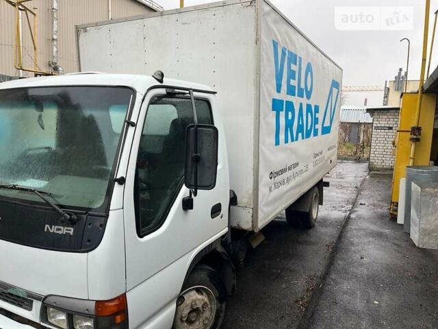 Белый Исузу НКР, объемом двигателя 0 л и пробегом 327 тыс. км за 7500 $, фото 1 на Automoto.ua