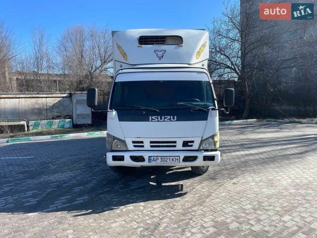 Белый Исузу НКР, объемом двигателя 4.75 л и пробегом 960 тыс. км за 8500 $, фото 1 на Automoto.ua