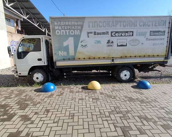Исузу НКР, объемом двигателя 4.6 л и пробегом 239 тыс. км за 14000 $, фото 1 на Automoto.ua