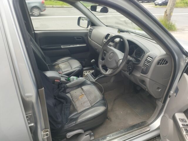 Серый Исузу Родео, объемом двигателя 3 л и пробегом 160 тыс. км за 6000 $, фото 1 на Automoto.ua