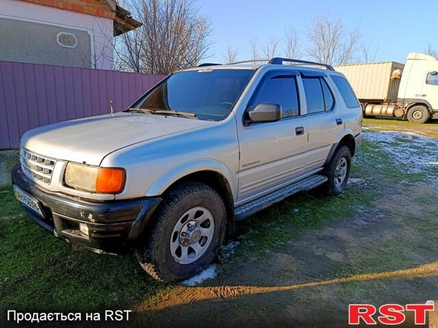 Сірий Ісузу Rodeo, об'ємом двигуна 2.2 л та пробігом 200 тис. км за 3500 $, фото 1 на Automoto.ua